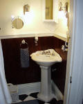 Best Bed and Breakfast in Ohio - Cordelia's Room private bathroom