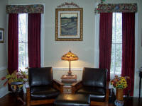Best bed and breakfast in Cleveland Ohio - Chairs in the Library