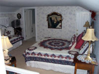 The Best Bed and Breakfast in Akron, Ohio - Mary's Room in Winter